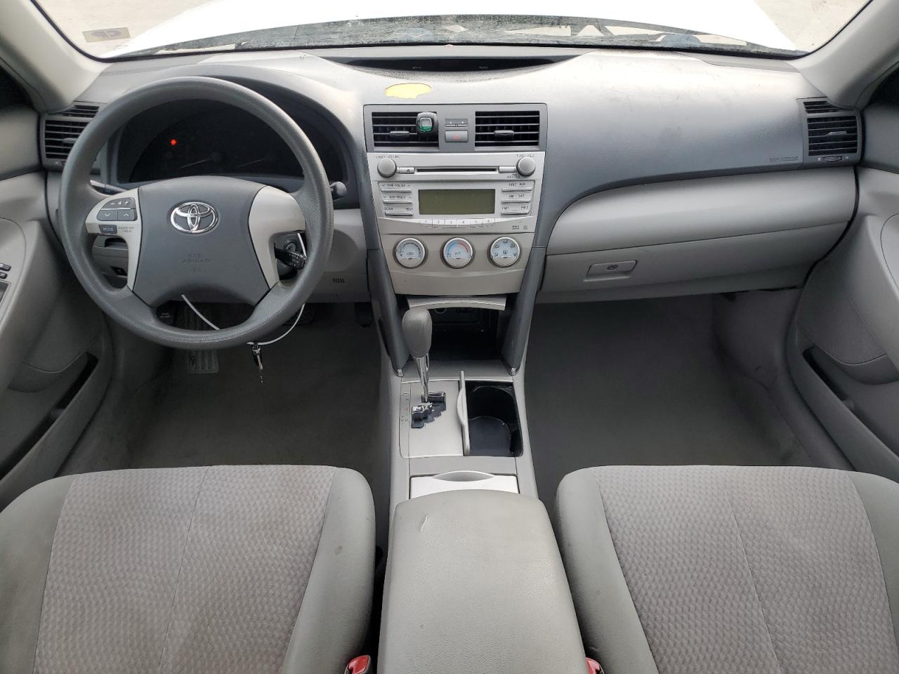 2011 Toyota Camry - Image 8