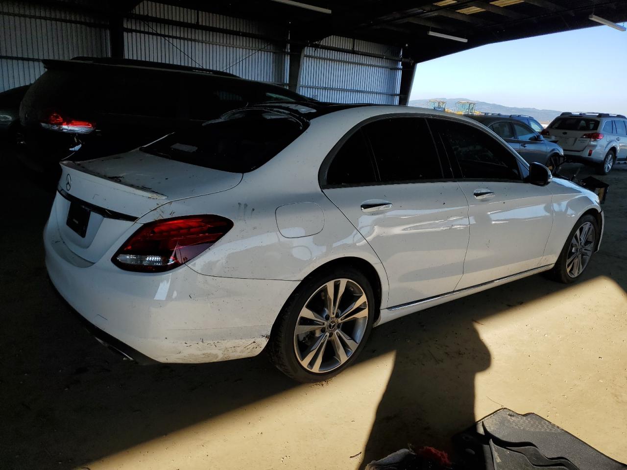 VIN 55SWF4JB5JU235155 2018 MERCEDES-BENZ C-CLASS no.3