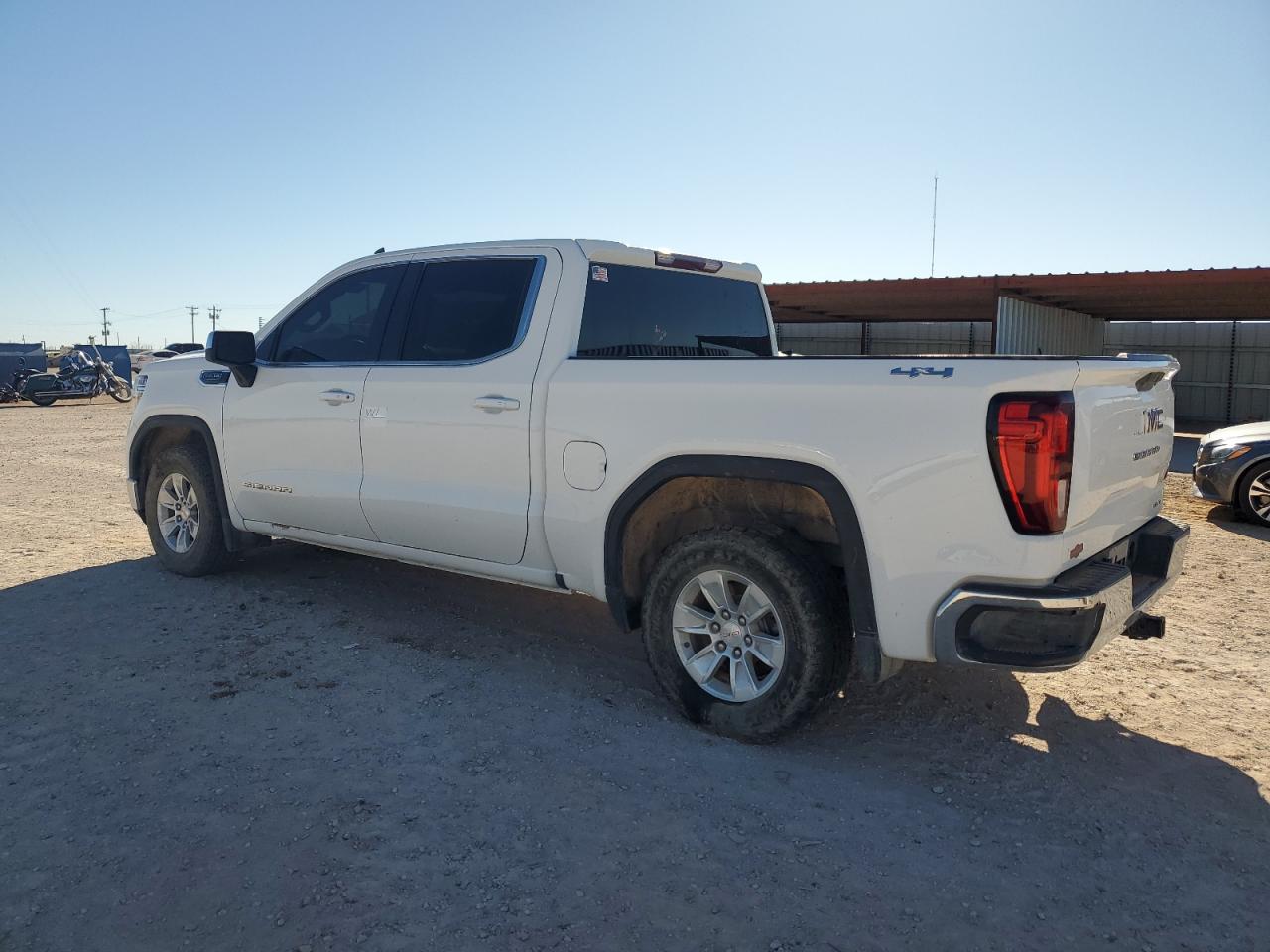2021 GMC Sierra - Image 2