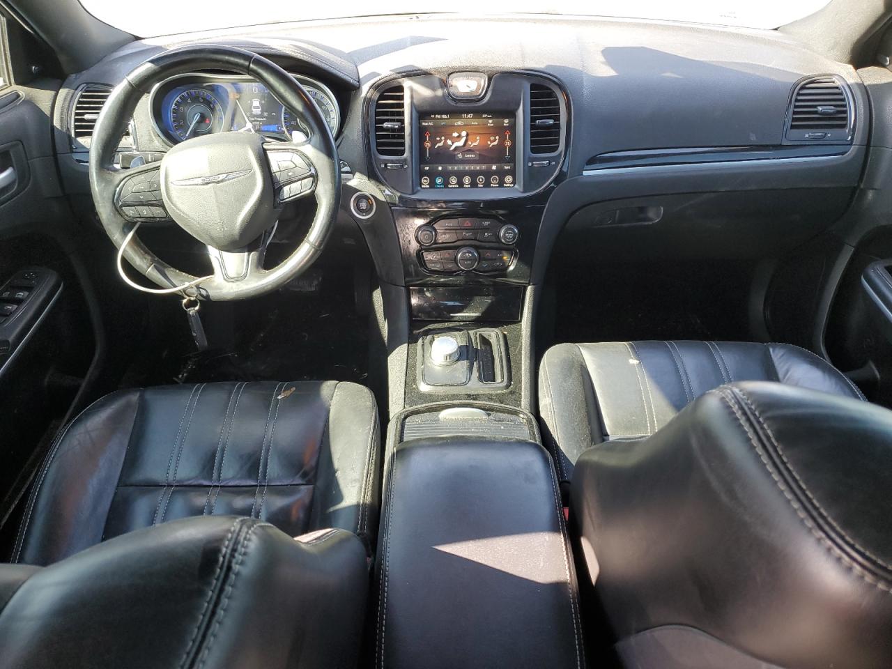 2021 Chrysler 300 - Image 8