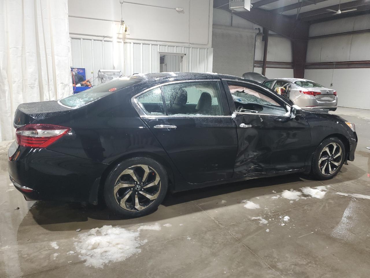 2017 Honda Accord - Image 3