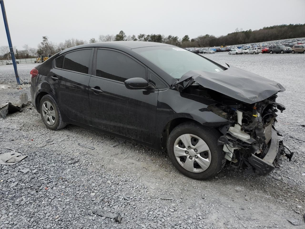 2017 Kia Forte - Image 4
