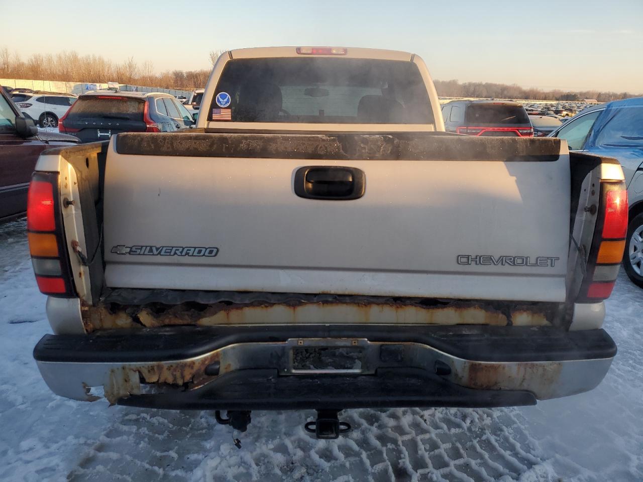2005 GMC Sierra - Image 6