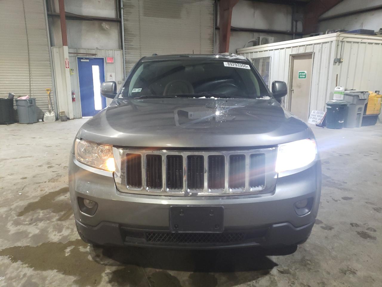 2012 Jeep Grand Cherokee - Image 5