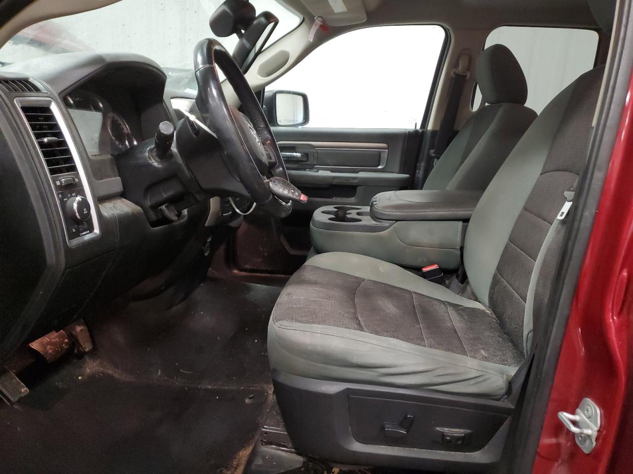 2014 RAM 1500 - Image 7