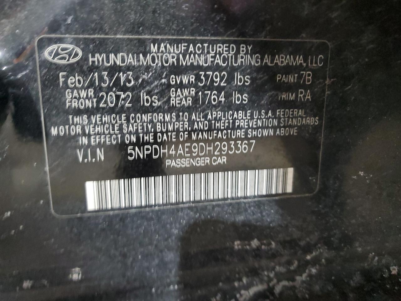 2013 Hyundai Elantra - Image 14