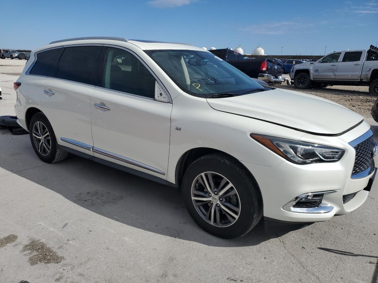 2017 Infiniti QX60 - Image 4