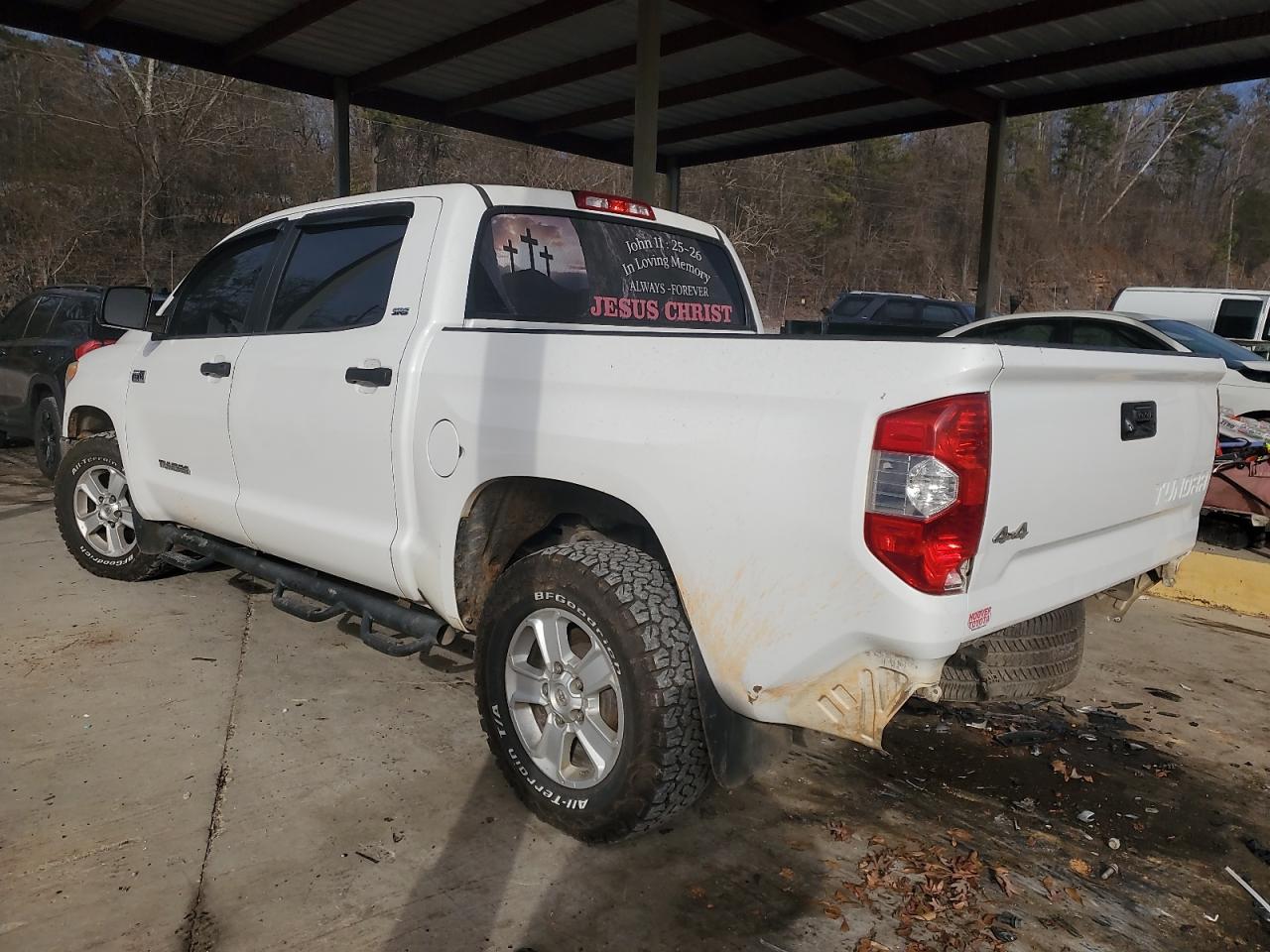 2015 Toyota Tundra - Image 2