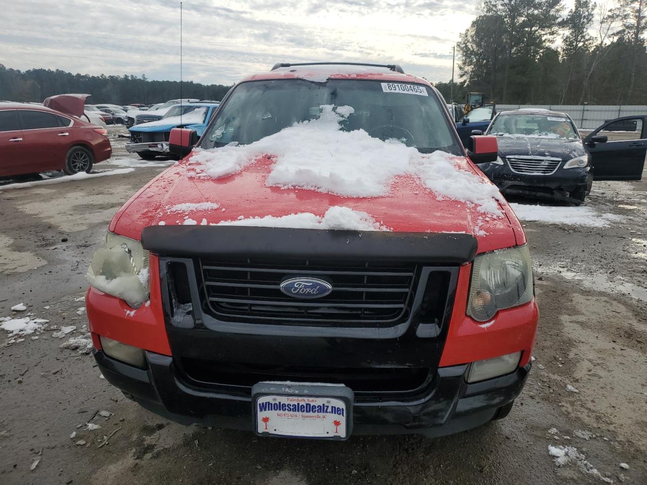 2009 Ford Explorer - Image 5