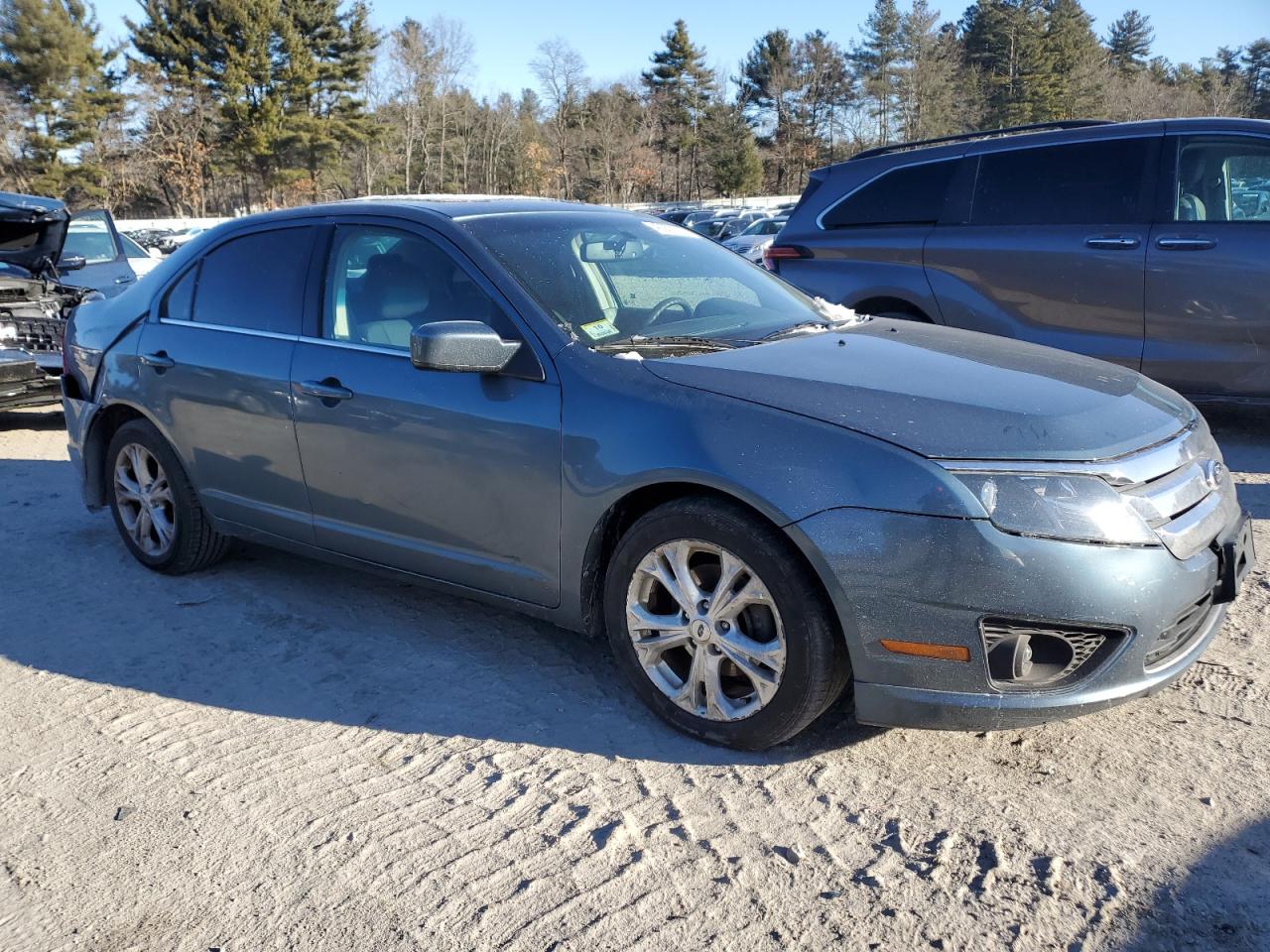 2012 Ford Fusion - Image 4