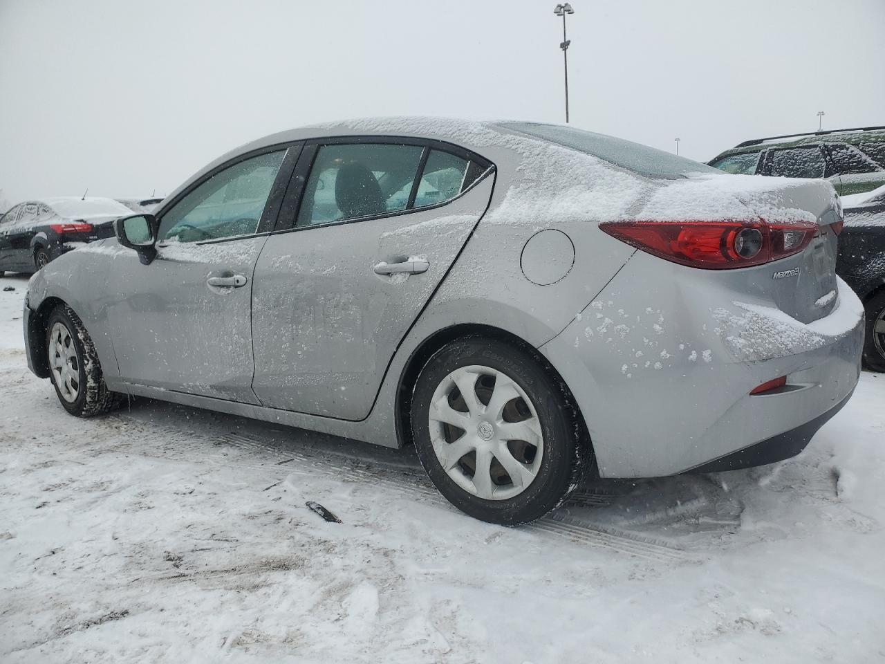 VIN 3MZBM1U70FM187141 2015 MAZDA 3 no.2