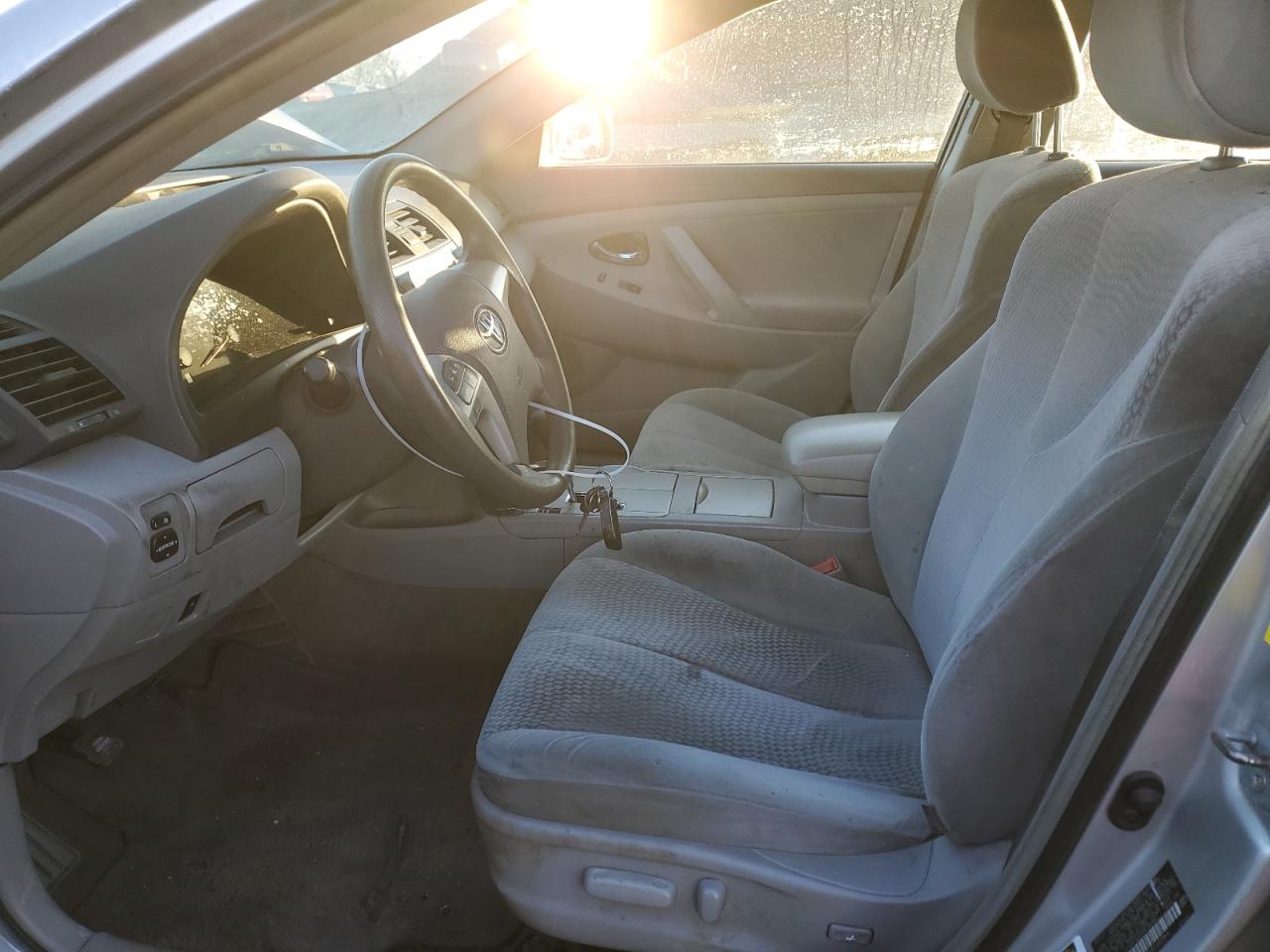 2011 Toyota Camry - Image 7