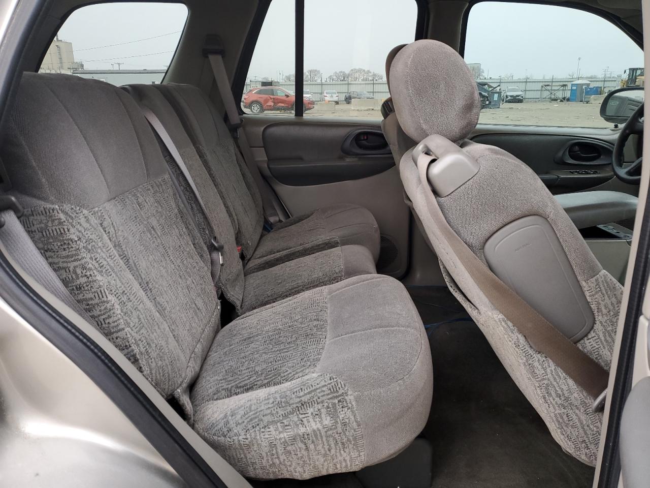 2003 Chevrolet TrailBlazer - Image 11
