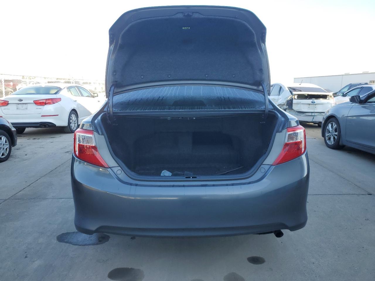 2012 Toyota Camry - Image 6