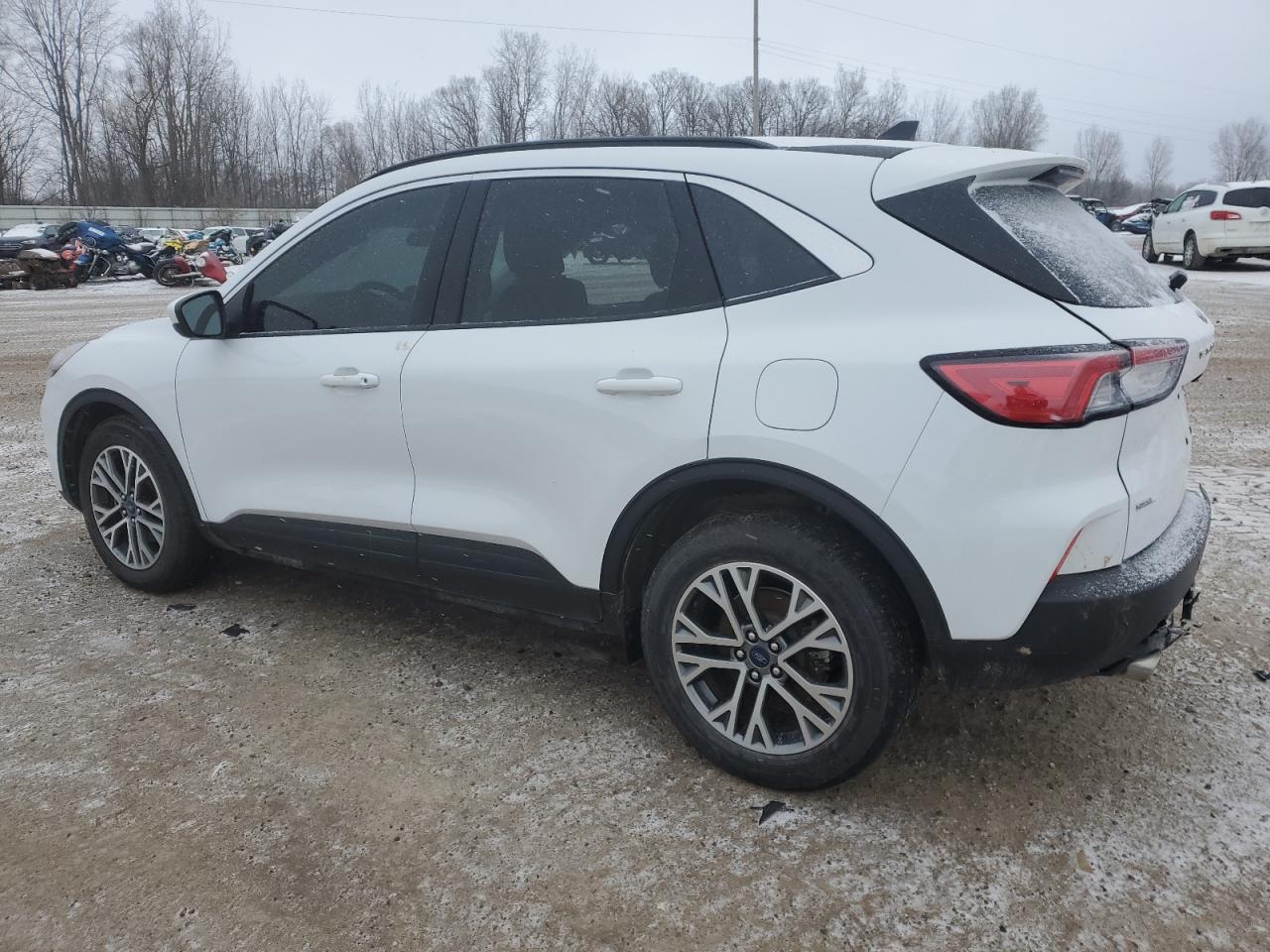 2021 Ford Escape - Image 2