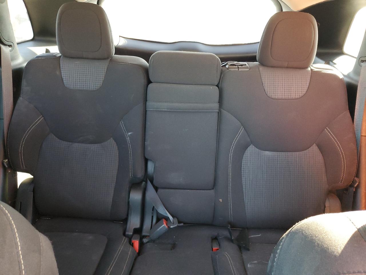 2016 Jeep Grand Cherokee - Image 10