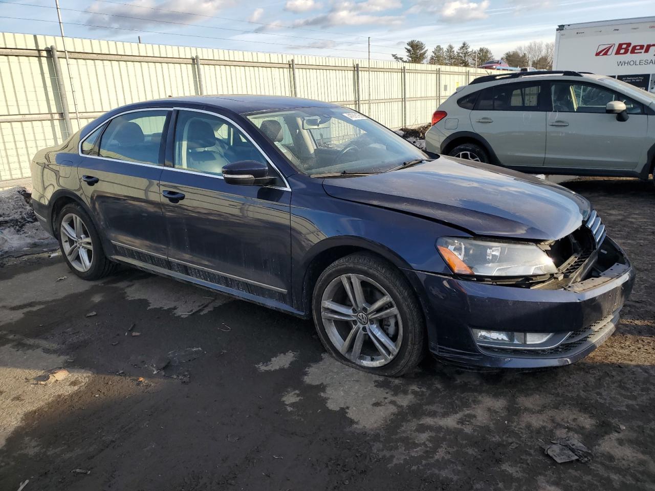 2015 Volkswagen Passat - Image 4