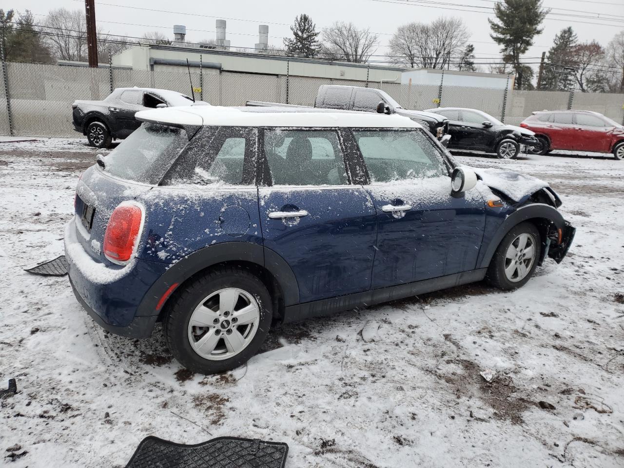 2017 MINI Cooper - Image 3