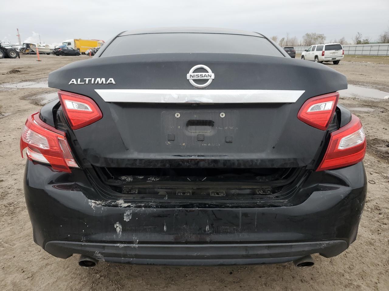 2016 Nissan Altima - Image 6