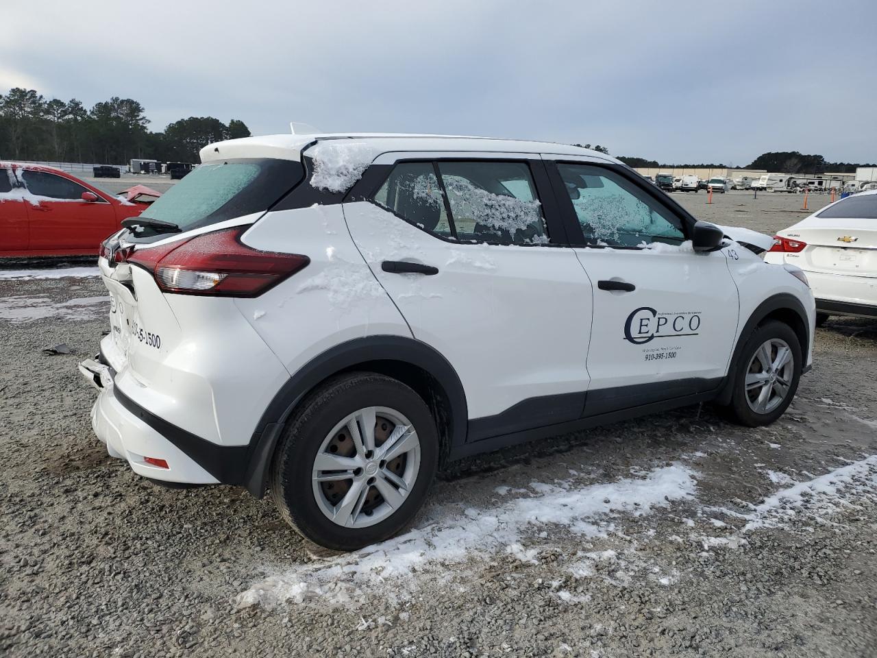 2022 Nissan Kicks - Image 3