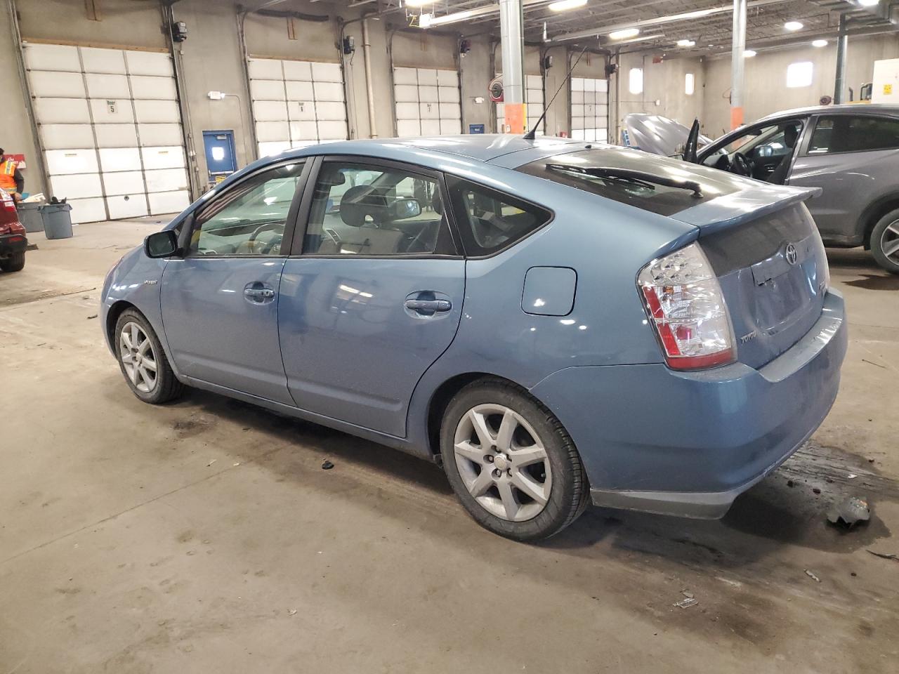 2007 Toyota Prius - Image 2