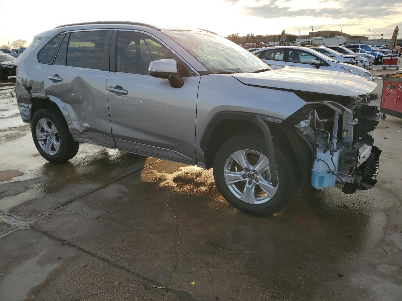 2021 Toyota RAV 4 - Image 4
