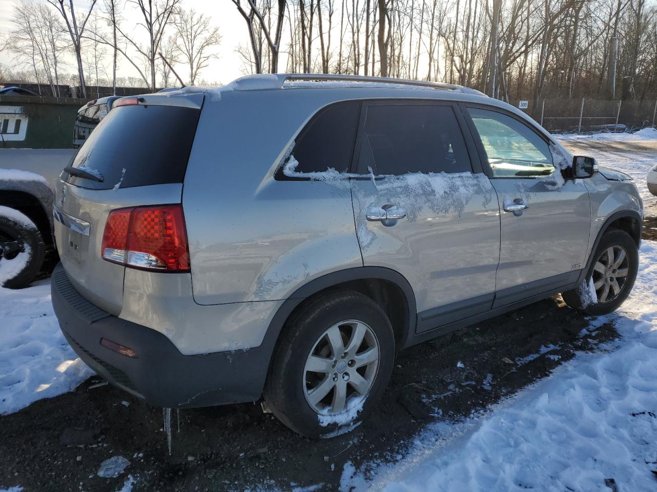 2013 Kia Sorento - Image 3