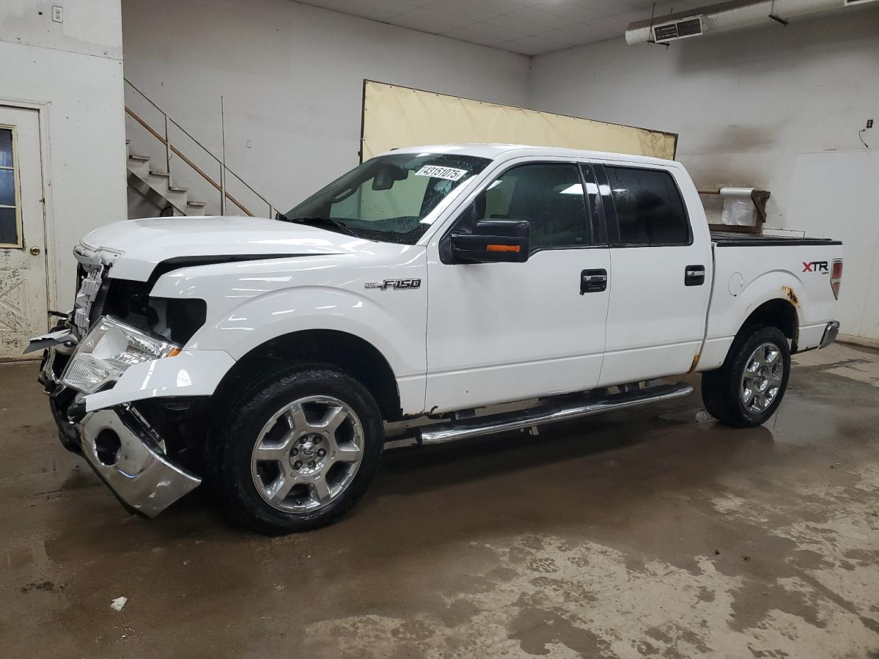Davison, MI에서 판매 중인 2013 Ford F150 Supercrew - Front End