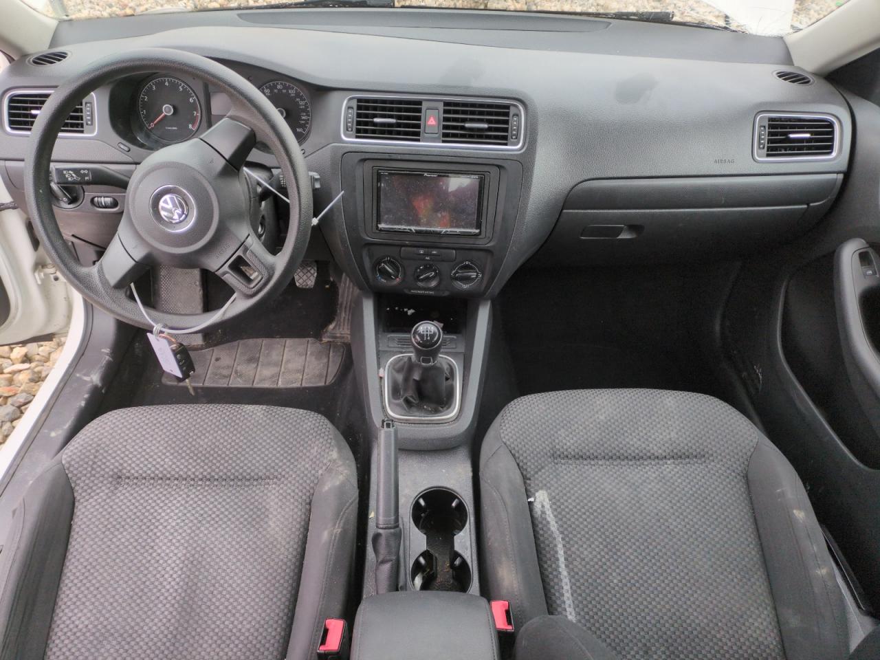 2014 Volkswagen Jetta - Image 8