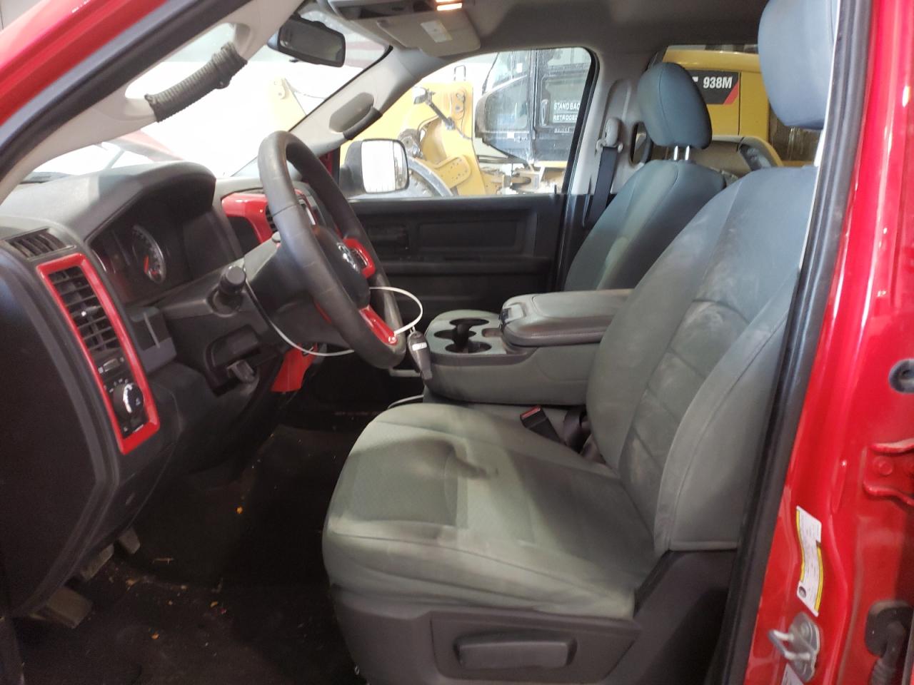 2016 RAM 1500 - Image 7