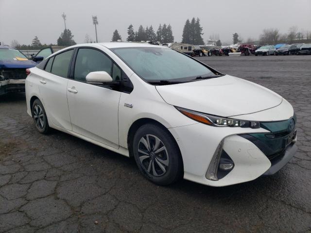  TOYOTA PRIUS 2018 Белы
