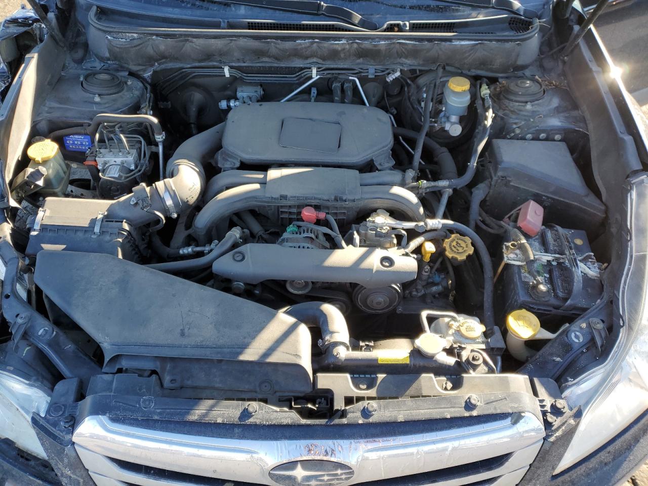 2011 Subaru Outback - Image 12