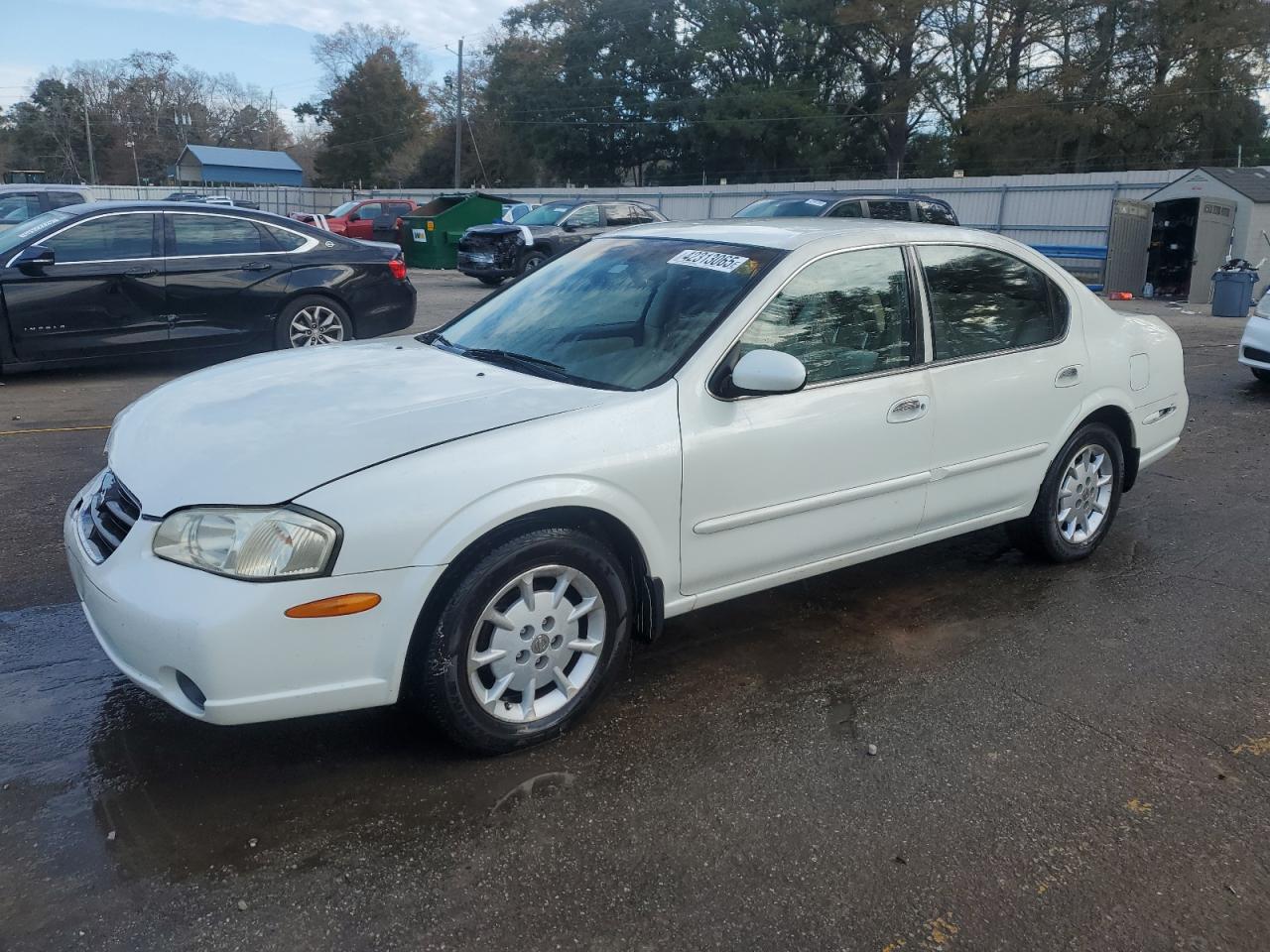 2000 Nissan Maxima - Image 1
