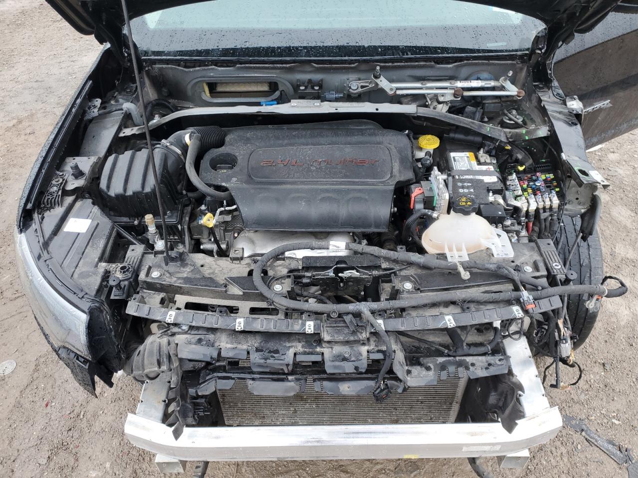 2022 Jeep Compass - Image 12