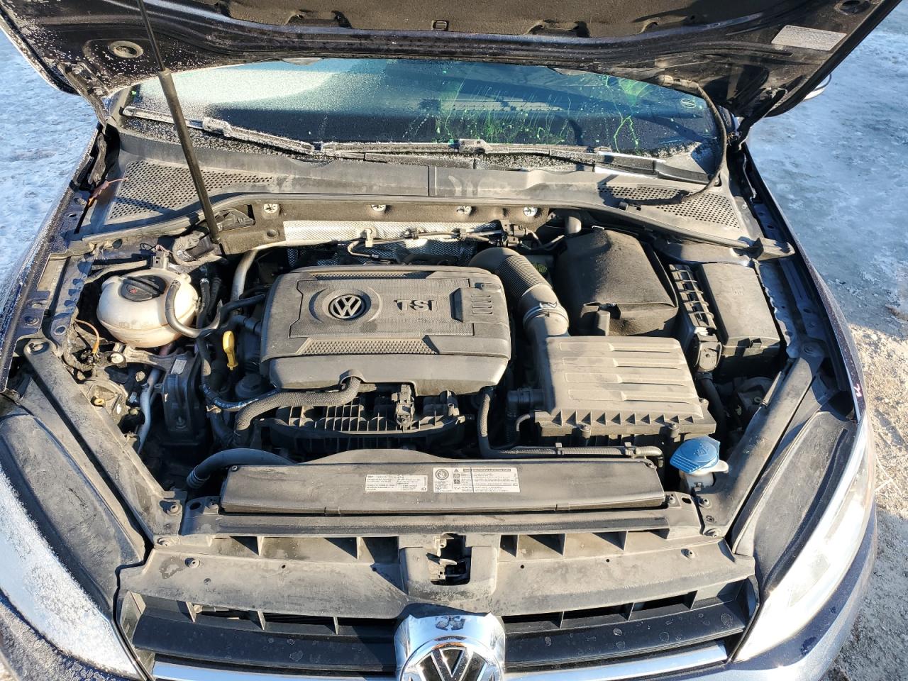 2016 Volkswagen Golf - Image 12
