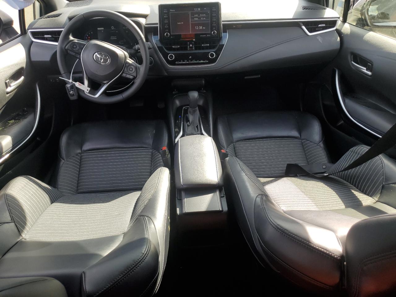 2022 Toyota Corolla - Image 8