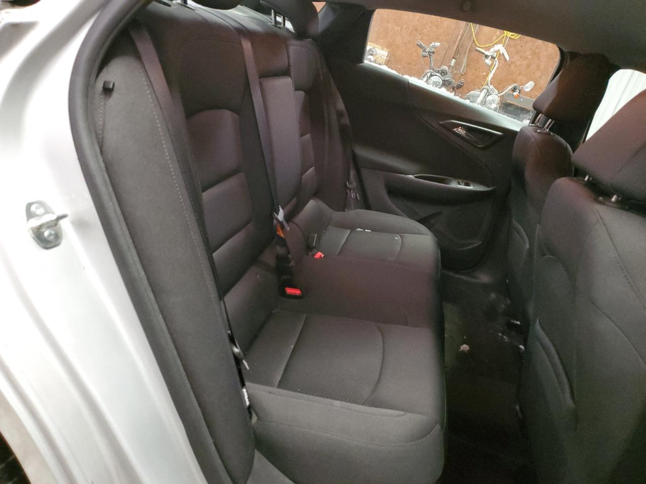 2018 Chevrolet Malibu - Image 10