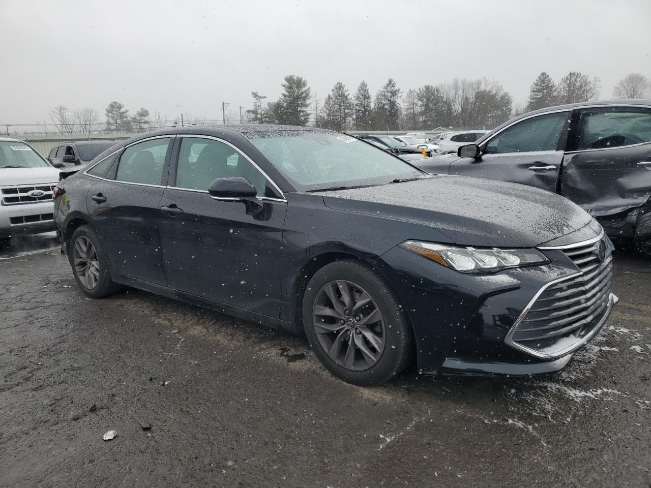 2020 Toyota Avalon - Image 4