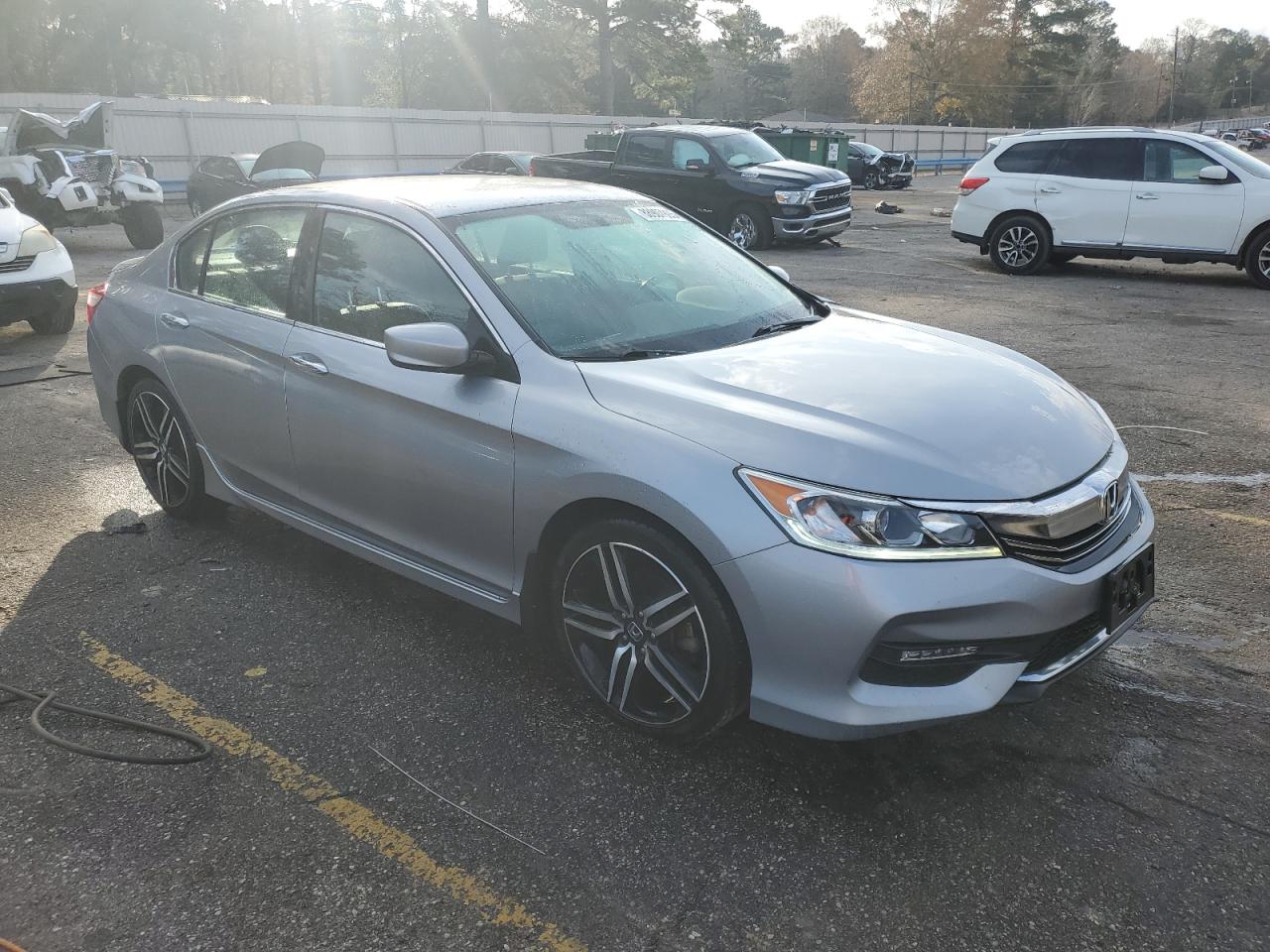 2017 Honda Accord - Image 4