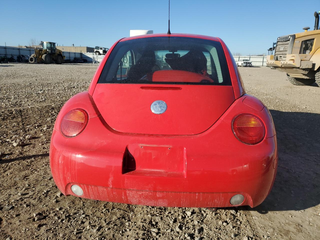 2004 Volkswagen Beetle - Image 6