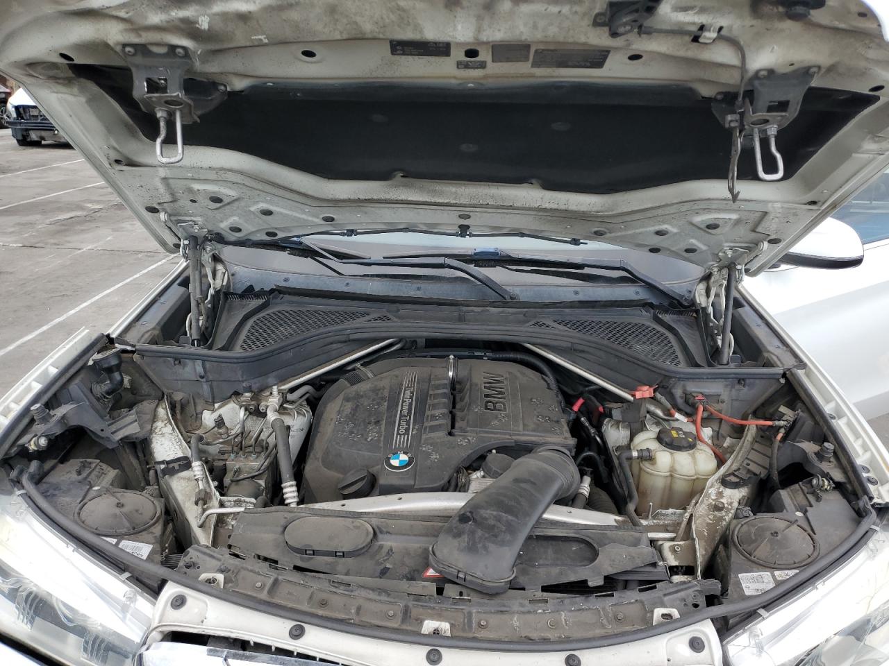 2016 BMW X5 - Image 12