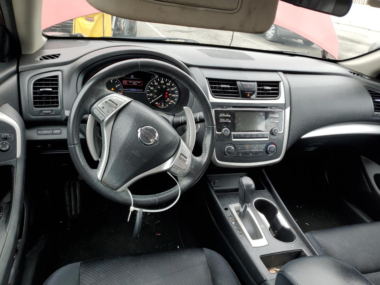 2016 Nissan Altima - Image 8