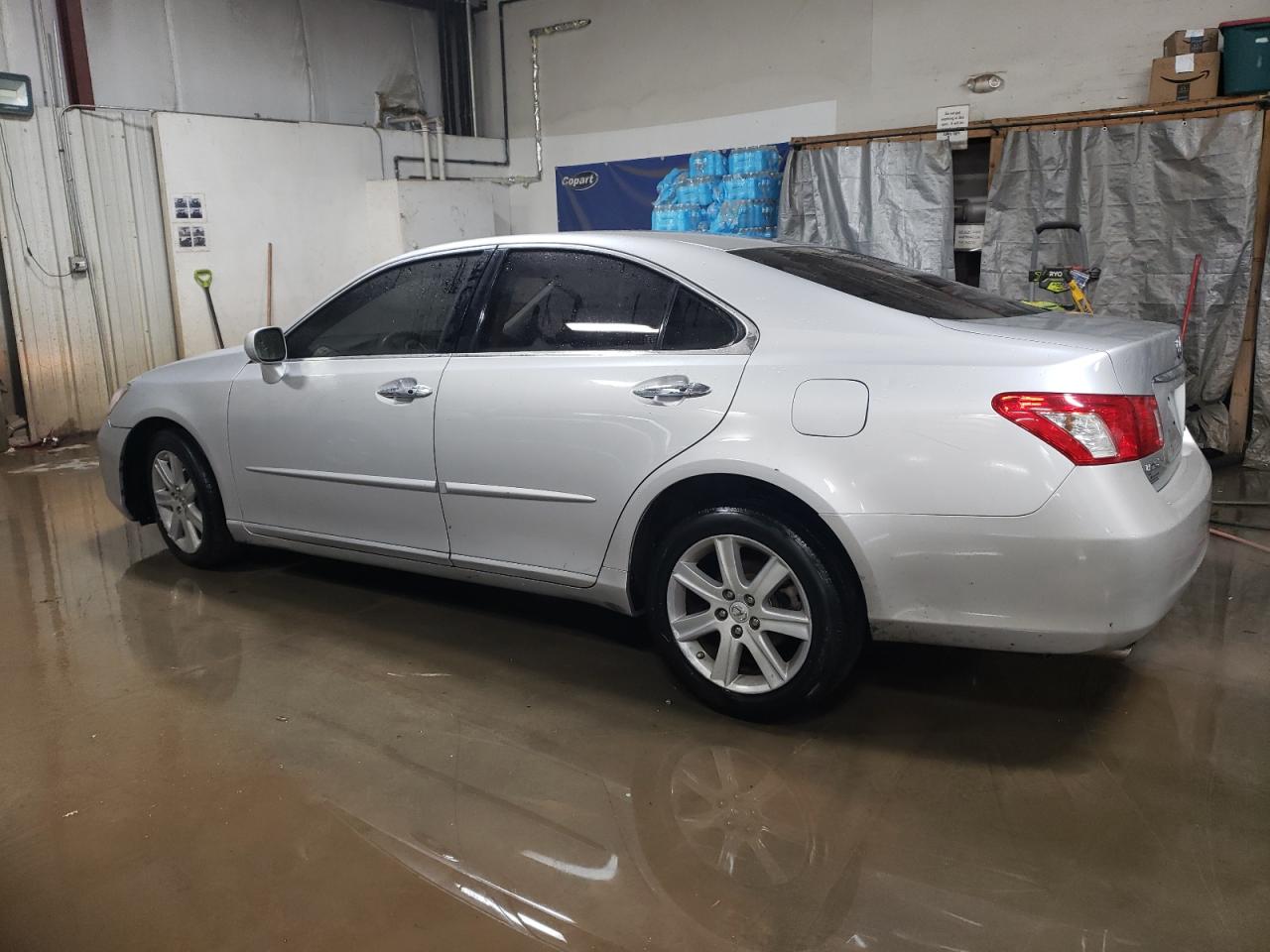 2009 Lexus ES - Image 2