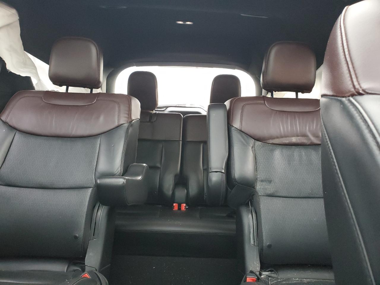 2021 Ford Explorer - Image 10