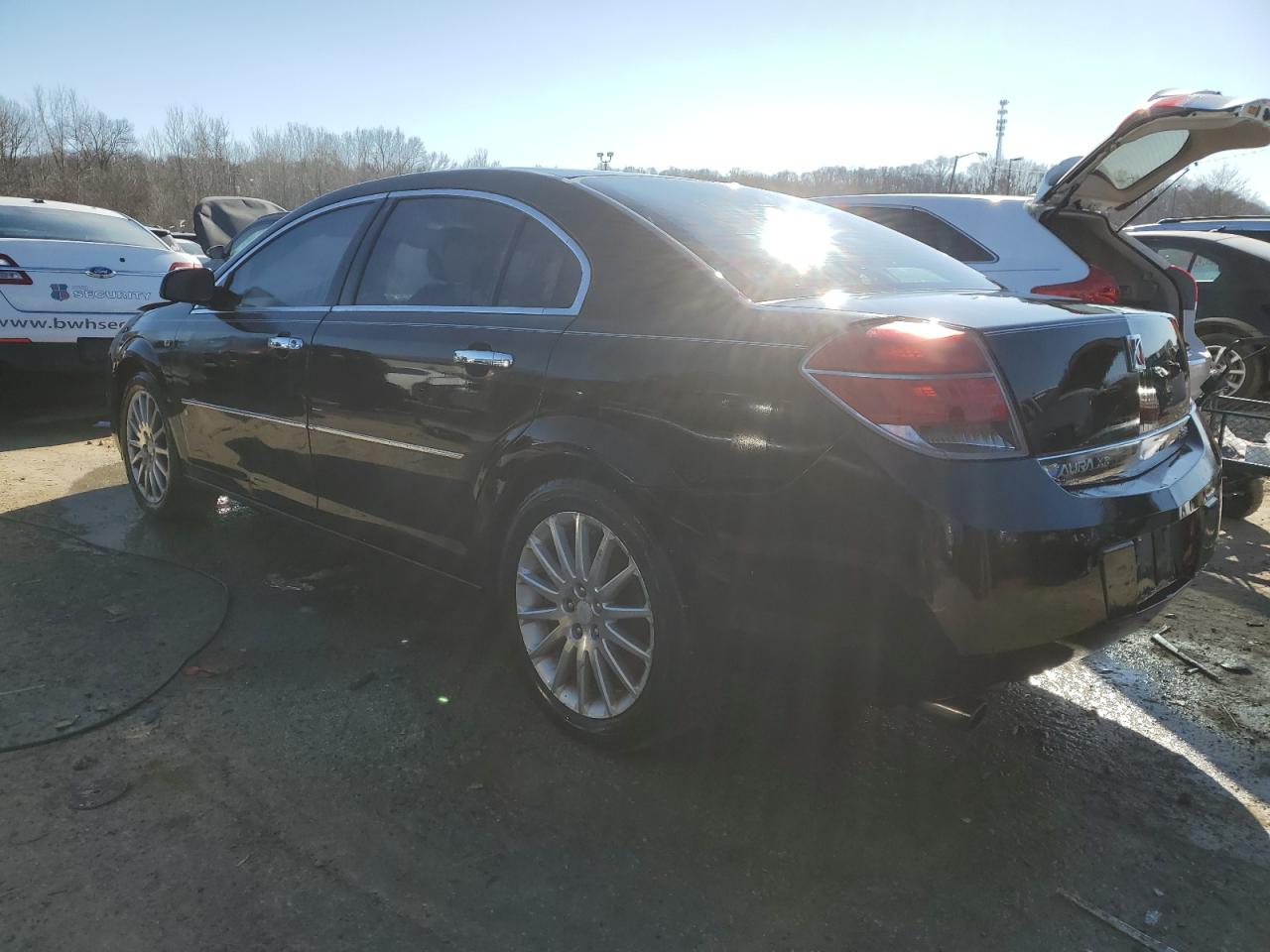 2007 Saturn Aura - Image 2