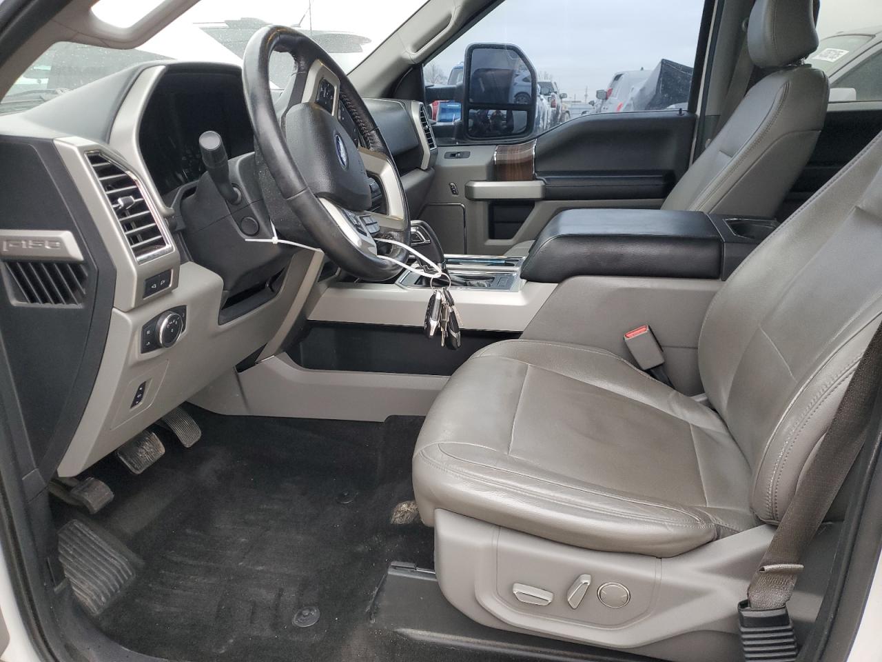 2015 Ford F-150 - Image 7