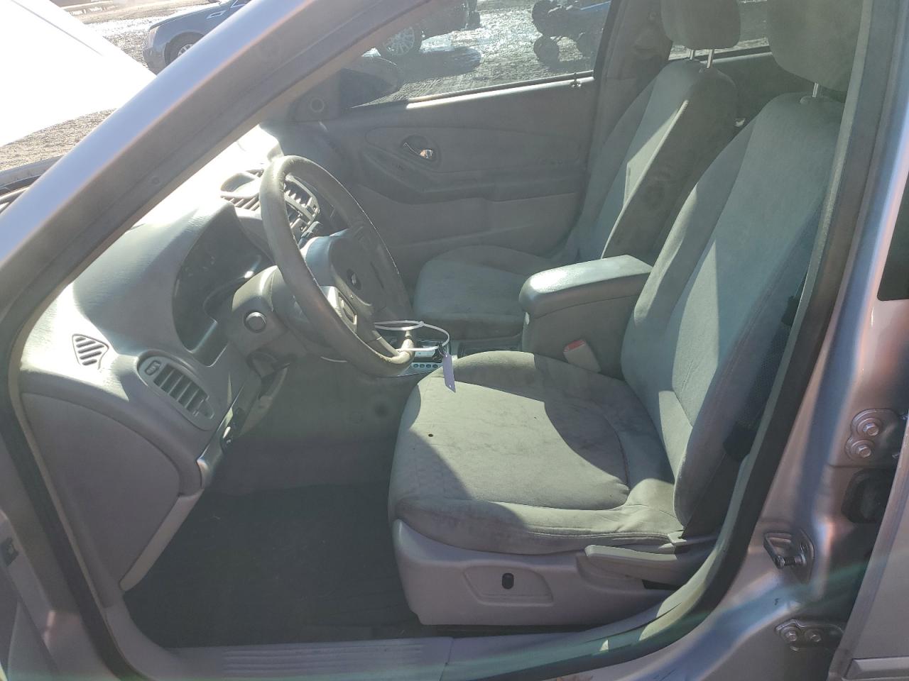 2004 Chevrolet Malibu - Image 7