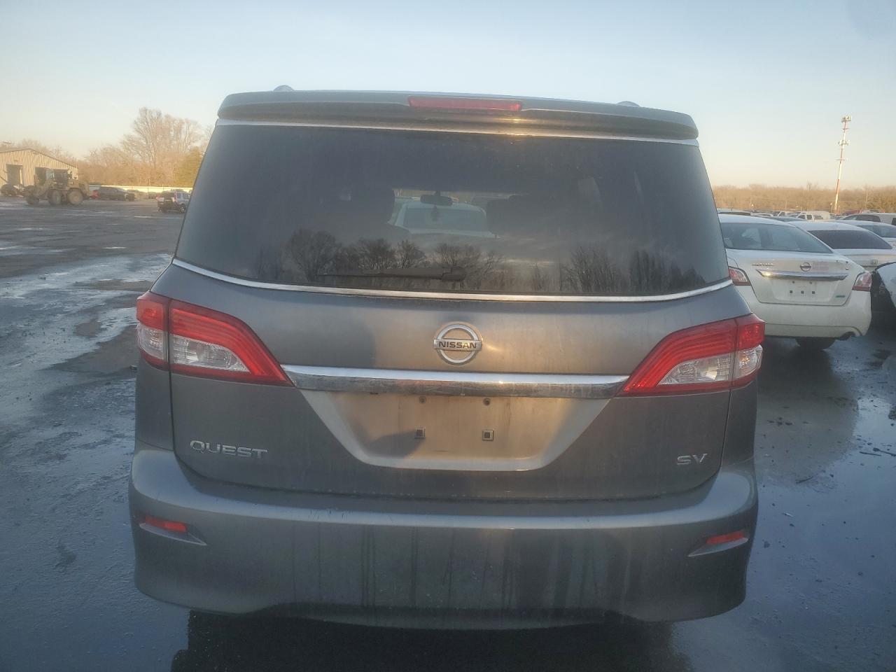 2014 Nissan Quest - Image 6