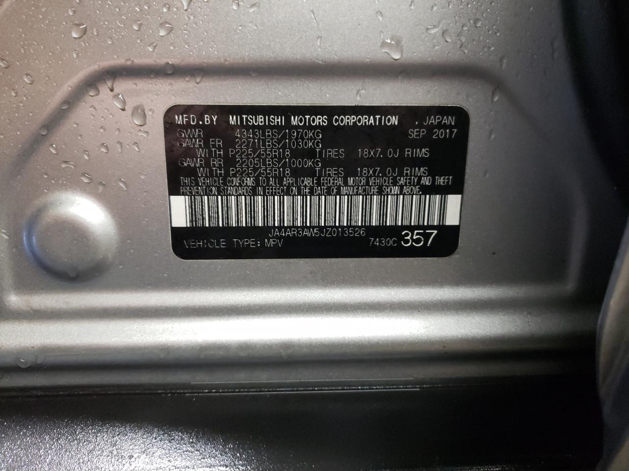 2018 Mitsubishi Outlander - Image 13