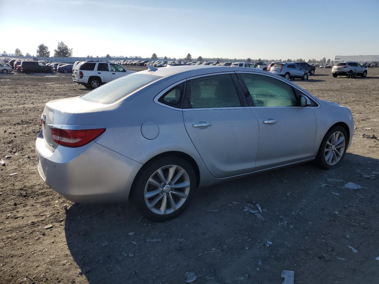 2012 Buick Verano - Image 3